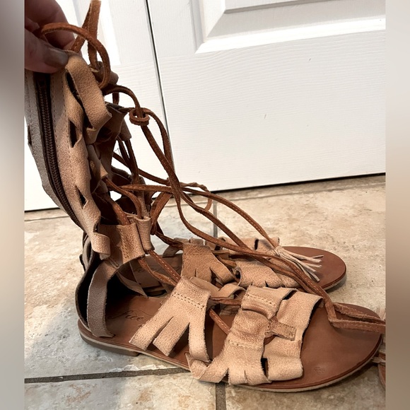Free people gladiator tie up sandals - Picture 8 of 11